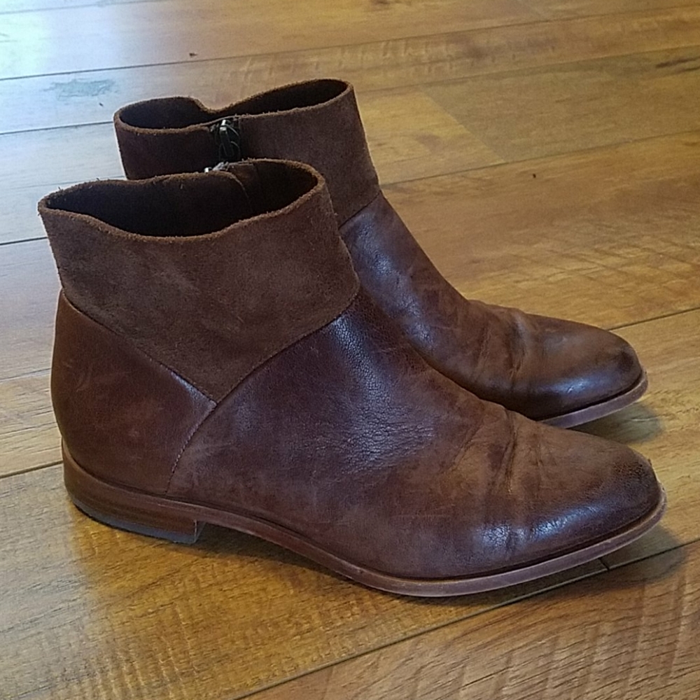 Isola sz 6.5 brown leather booties